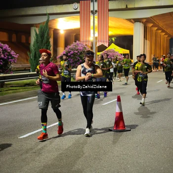 Runner Photo 6433639