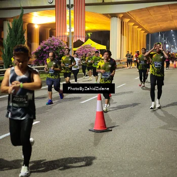 Runner Photo 6433640