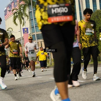 Runner Photo 6433649