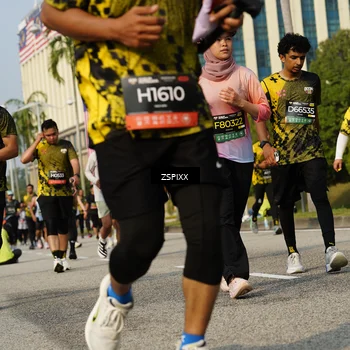 Runner Photo 6433655