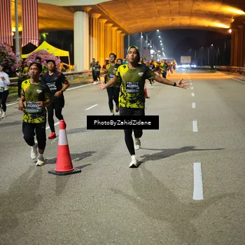 Runner Photo 6433659