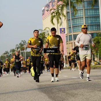 Runner Photo 6433682