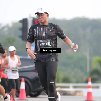 Runner Photo 6433709