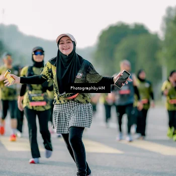 Runner Photo 6433725