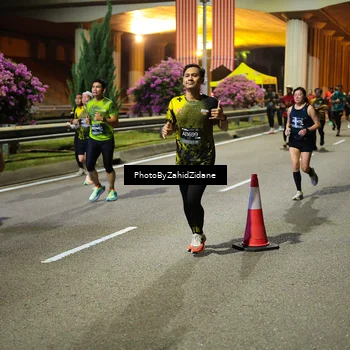 Runner Photo 6433745
