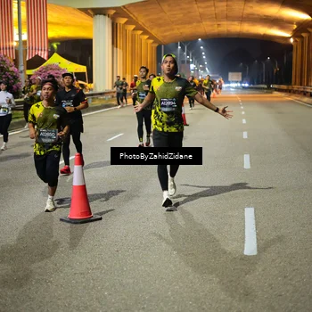 Runner Photo 6433746