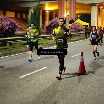 Runner Photo 6433747