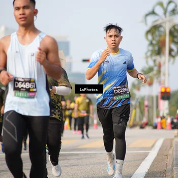 Runner Photo 6433755