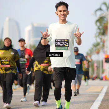 Runner Photo 6433793