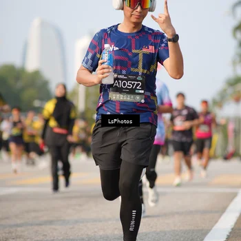 Runner Photo 6433807