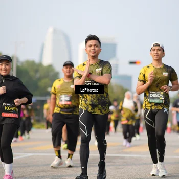 Runner Photo 6433821