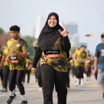 Runner Photo 6433823