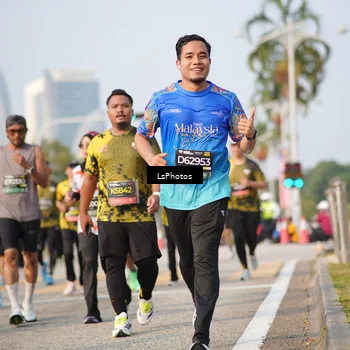 Runner Photo 6433824