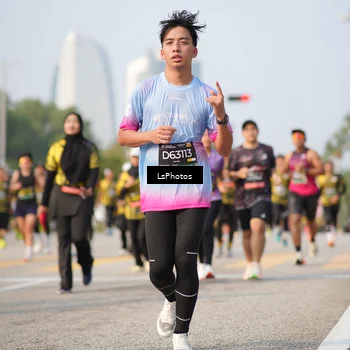 Runner Photo 6433825
