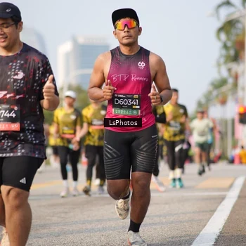 Runner Photo 6433833