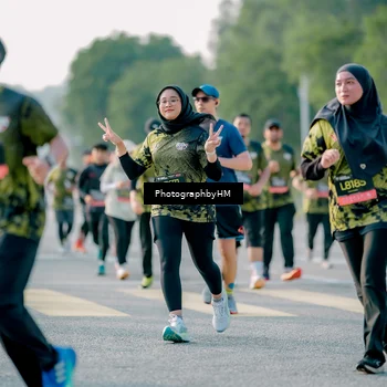 Runner Photo 6433847
