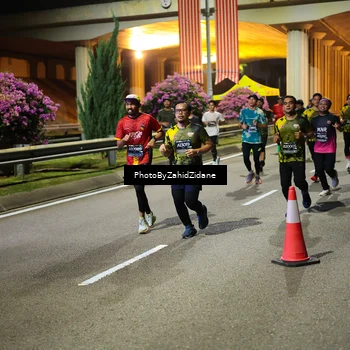 Runner Photo 6433849