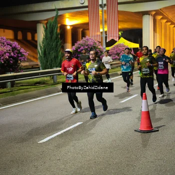 Runner Photo 6433850