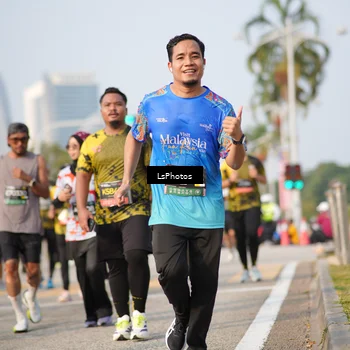 Runner Photo 6433869