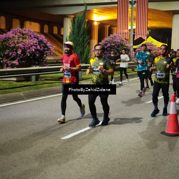 Runner Photo 6433871
