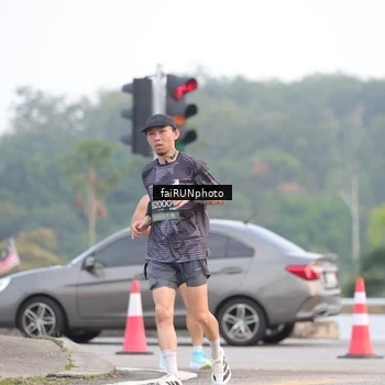 Runner Photo 6433876