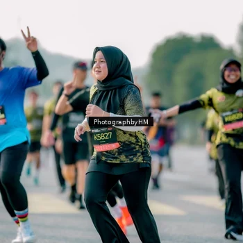 Runner Photo 6433899