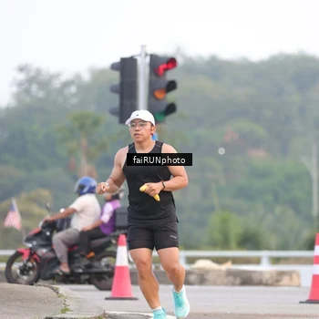 Runner Photo 6433907