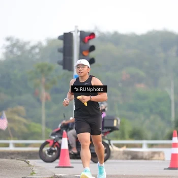 Runner Photo 6433910