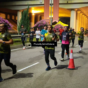 Runner Photo 6433914