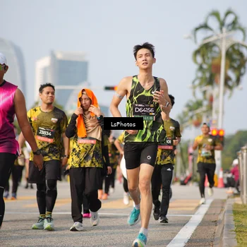 Runner Photo 6433918