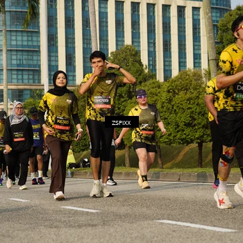 Runner Photo 6433930