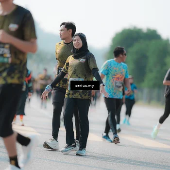 Runner Photo 6433954