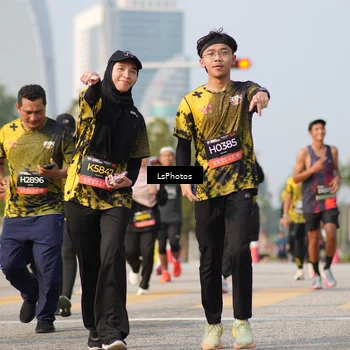 Runner Photo 6433973