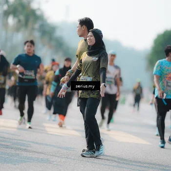 Runner Photo 6433977
