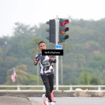 Runner Photo 6433978