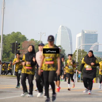 Runner Photo 6433979