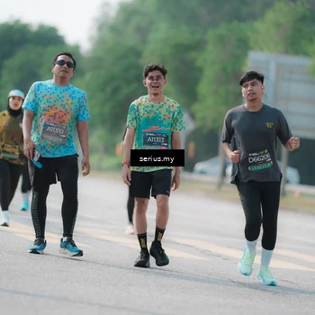 Runner Photo 6433991