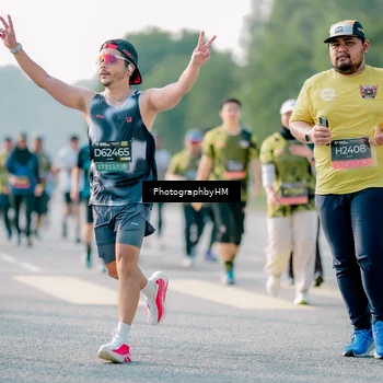 Runner Photo 6433998