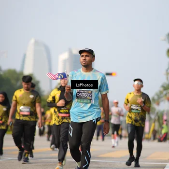 Runner Photo 6433999