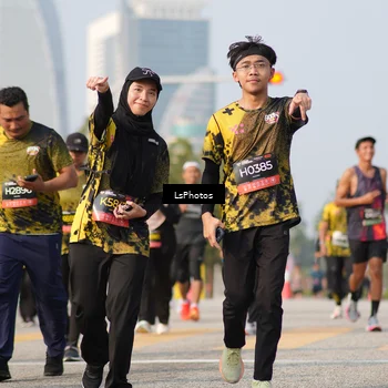 Runner Photo 6434007