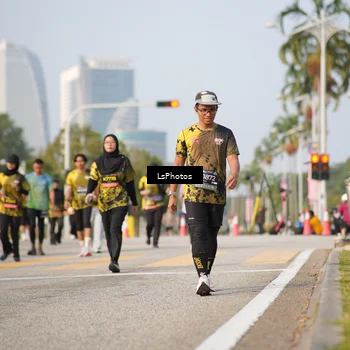 Runner Photo 6434027