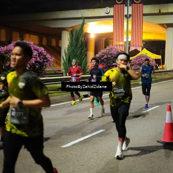 Runner Photo 6434070