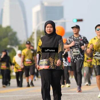 Runner Photo 6434078