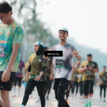Runner Photo 6434091