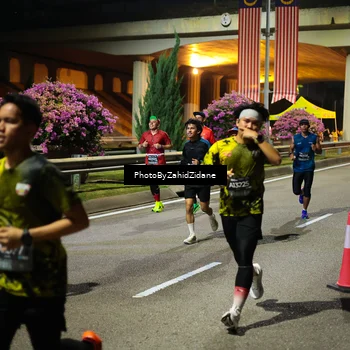 Runner Photo 6434092