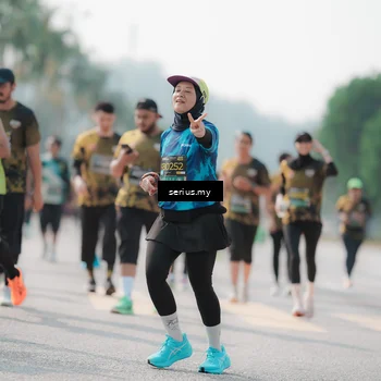 Runner Photo 6434125
