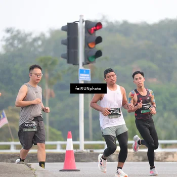 Runner Photo 6434130