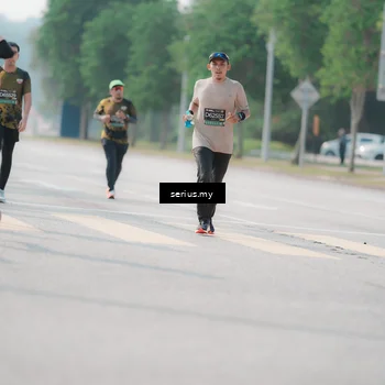 Runner Photo 6434146