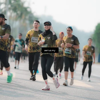 Runner Photo 6434149