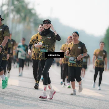 Runner Photo 6434158